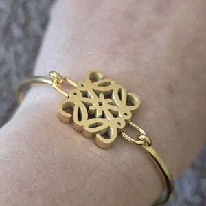 Square Bangle
